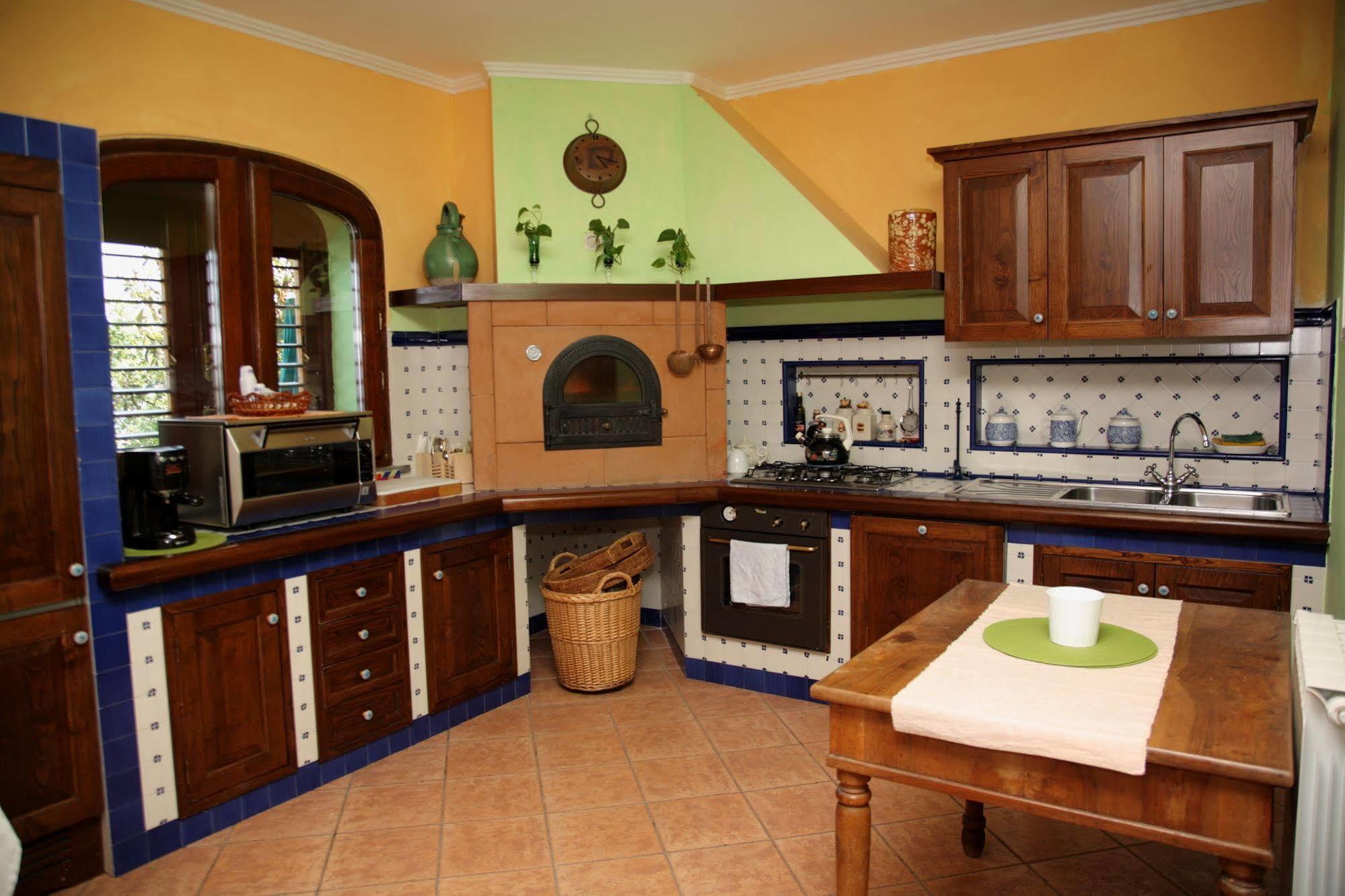 Couette-café Monica Sorrente